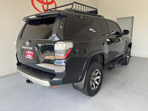 Midnight Black Metallic 2021 Toyota 4Runner TRD Off Road Premium