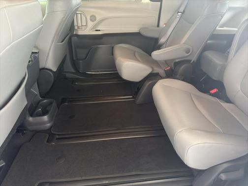 2024 Toyota Sienna XLE 7 Passenger