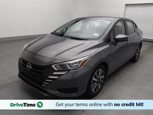 Gray 2024 Nissan Versa 1.6 SV