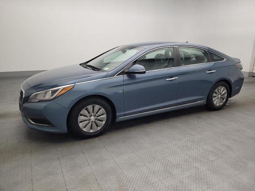 2016 Hyundai SONATA Hybrid SE