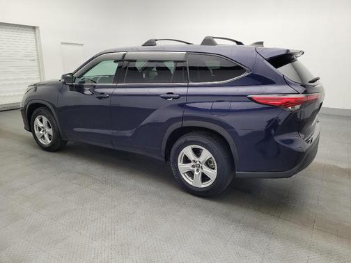 2022 Toyota Highlander L