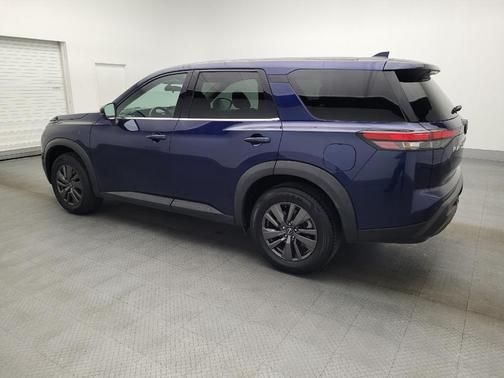2022 Nissan Pathfinder S 2WD
