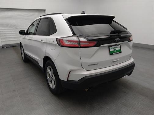 2020 Ford Edge SE