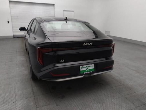 Aurora Black Pearl 2025 Kia K4 LXS