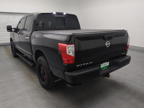 2020 Nissan Titan SV