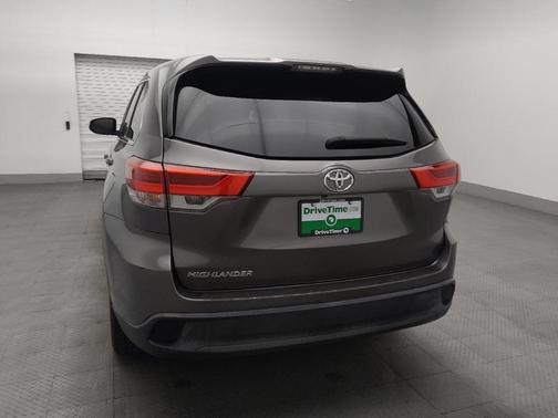 Predawn Gray Mica 2018 Toyota Highlander LE I4