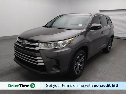 Predawn Gray Mica 2018 Toyota Highlander LE I4