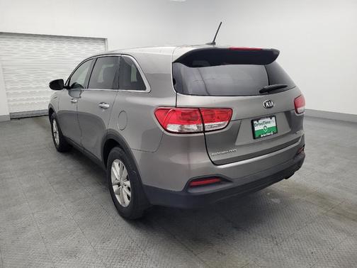 2017 Kia Sorento L