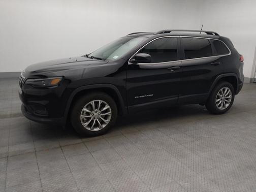 Diamond Black Crystal Pearlcoat 2022 Jeep Cherokee Latitude Lux