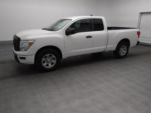 Glacier White 2022 Nissan Titan S