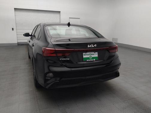 Aurora Black 2024 Kia Forte LXS