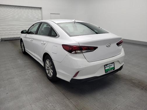 2018 Hyundai SONATA SE