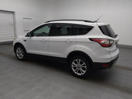 White 2018 Ford Escape SE