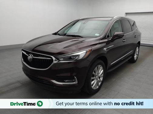 Red 2018 Buick Enclave Premium