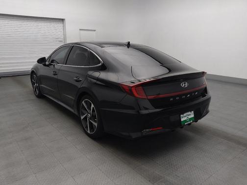 Phantom Black 2022 Hyundai SONATA SEL Plus