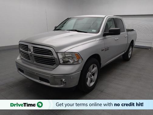 Bright Silver Metallic Clearcoat 2018 RAM 1500 Big Horn