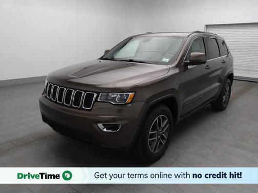 Walnut Brown Metallic Clearcoat 2019 Jeep Grand Cherokee Laredo
