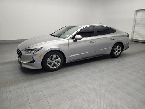 2022 Hyundai SONATA SE