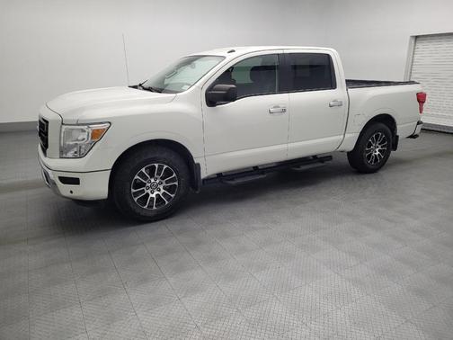 2021 Nissan Titan SV