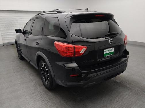 2020 Nissan Pathfinder SL 2WD