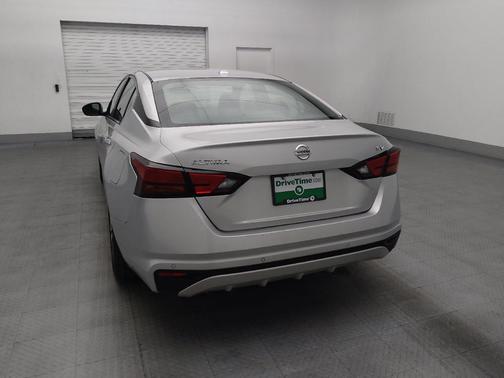Brilliant Silver Metallic 2022 Nissan Altima 2.5 SV