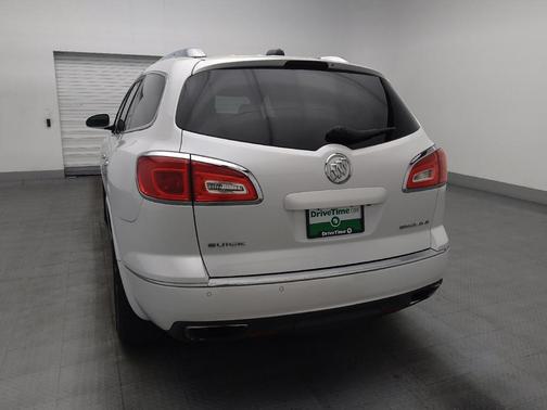 White 2017 Buick Enclave Premium