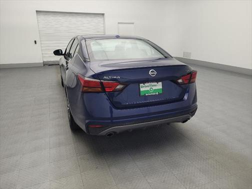 2021 Nissan Altima SR FWD