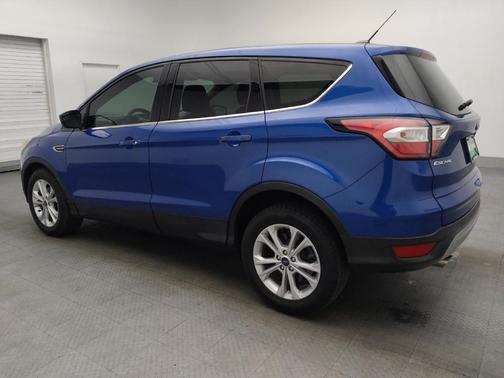 Lightning Blue Metallic 2017 Ford Escape SE