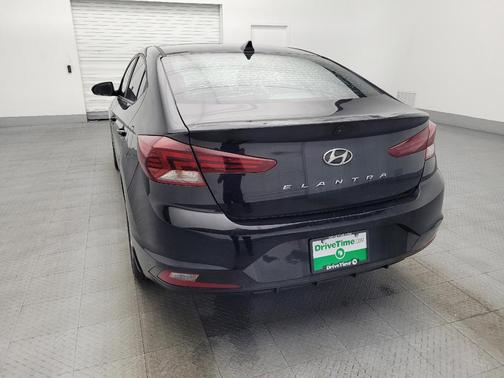 Phantom Black 2019 Hyundai ELANTRA SEL