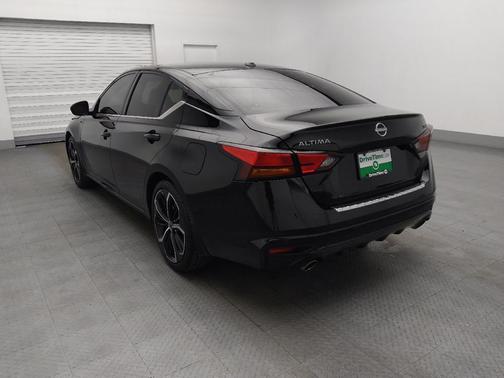 2023 Nissan Altima SR FWD