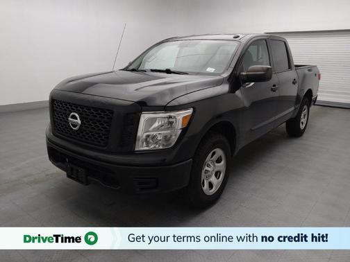 Magnetic Black Metallic 2019 Nissan Titan S