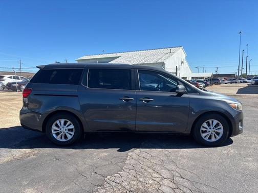 2016 Kia Sedona LX