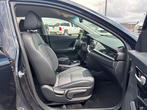 2022 Kia Niro EV EX