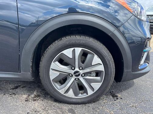 2022 Kia Niro EV EX