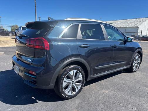 2022 Kia Niro EV EX