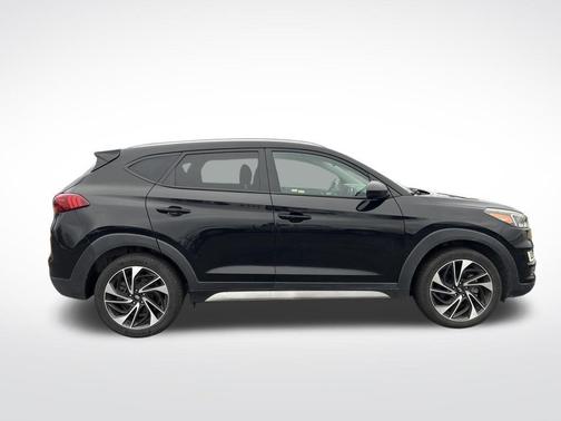 2020 Hyundai TUCSON Sport