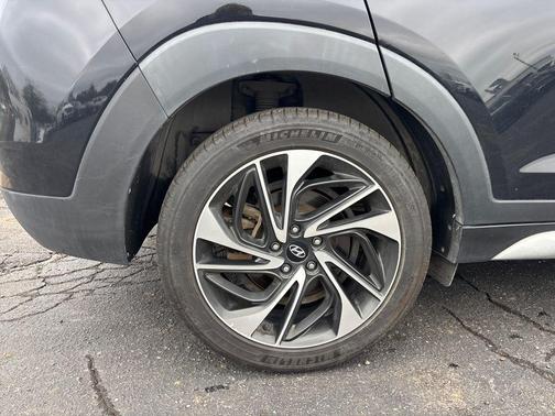 2020 Hyundai TUCSON Sport