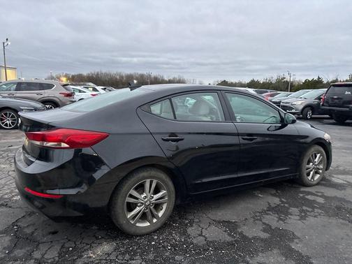2017 Hyundai ELANTRA Value Edition