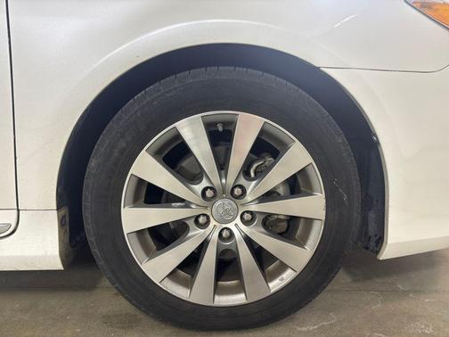 2011 Toyota Avalon Limited