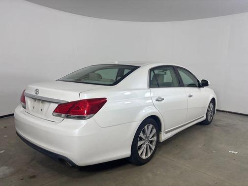 2011 Toyota Avalon Limited