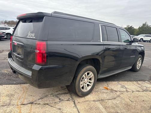 2016 Chevrolet Suburban LT