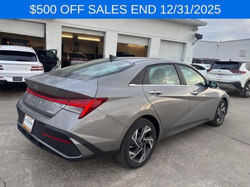2025 Hyundai ELANTRA Limited