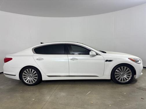 2015 Kia K900 Premium
