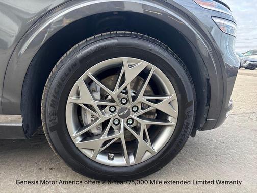 2025 Genesis GV70 2.5T AWD