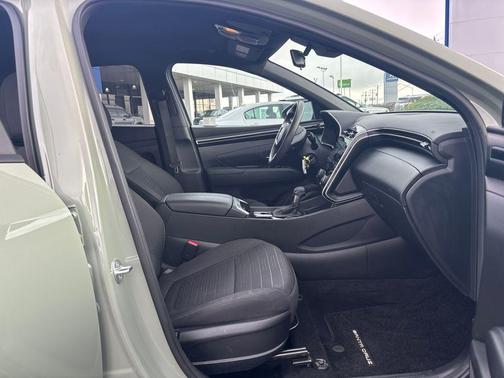 2024 Hyundai SANTA CRUZ SE
