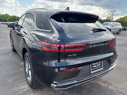 2026 Genesis GV70 2.5T