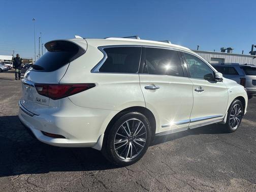 2020 INFINITI QX60 Luxe