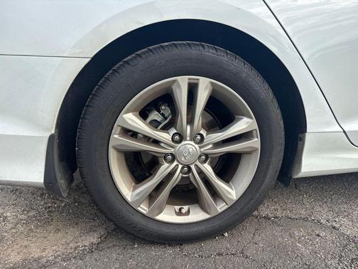 2019 Hyundai SONATA SEL