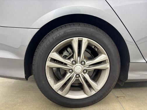 2018 Hyundai SONATA Limited