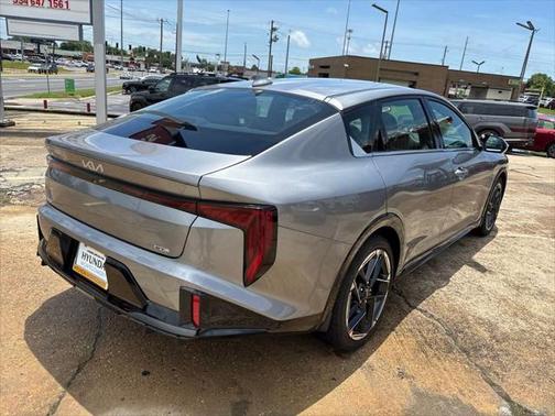 2025 Kia K4 GT-Line